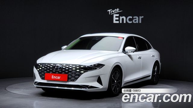 Hyundai Grandeur (IG) 2.5 Le Blanc