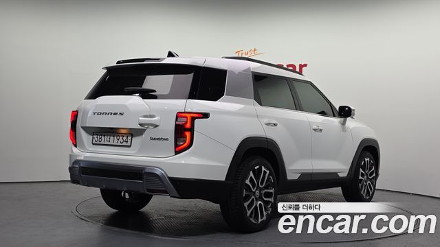 KG Mobility (SsangYong) Torres Gasoline 1.5 2WD T7 2023 — фото 2