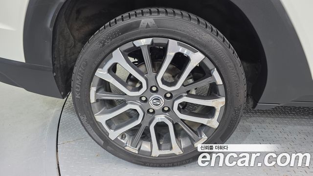 KG Mobility (SsangYong) Torres Gasoline 1.5 2WD T7 2023 — фото 21