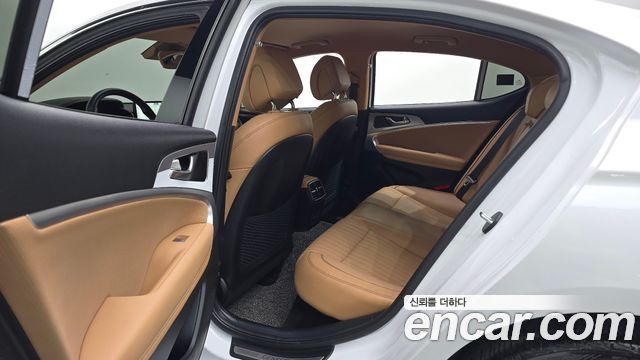 Genesis G70 Gasoline 2.0T 4WD 2022 — фото 26