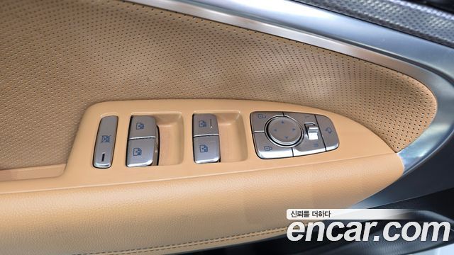 Genesis G70 Gasoline 2.0T 4WD 2022 — фото 29