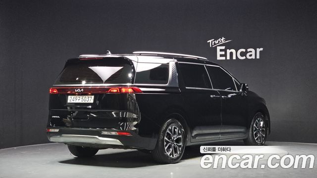 Kia Carnival (IV) Gasoline 9-Seater Noblesse 2023 — фото 2