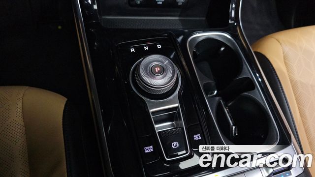Kia Carnival (IV) Gasoline 9-Seater Noblesse 2023 — фото 9