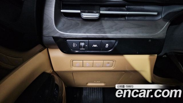 Kia Carnival (IV) Gasoline 9-Seater Noblesse 2023 — фото 16