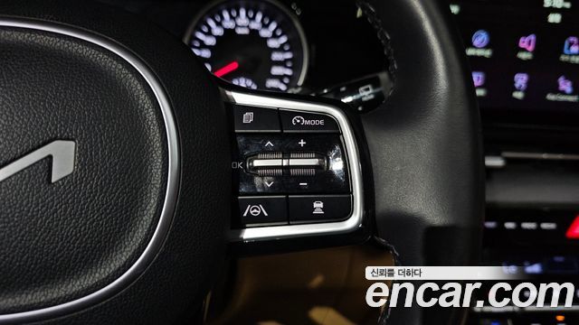 Kia Carnival (IV) Gasoline 9-Seater Noblesse 2023 — фото 32