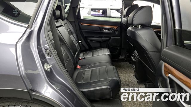 Honda CR-V (V) 1.5 Touring 4WD 2017 — фото 11