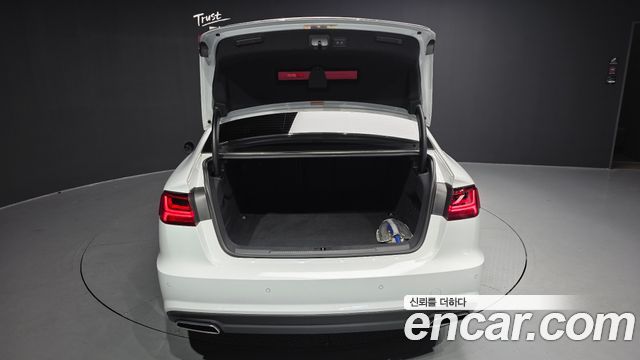 Audi A6 35 TDI Quattro Premium C7 2018 — фото 20