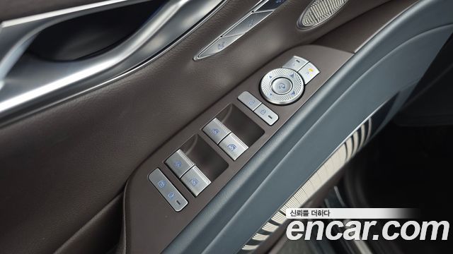 Genesis G80 (RG3) Gasoline 2.5 Turbo AWD 2023 — фото 36