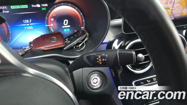 Mercedes-Benz C-Class (W205) C300e 4MATIC AMG Line 2020 — фото 9
