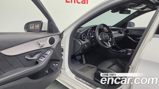 Mercedes-Benz C-Class (W205) C300e 4MATIC AMG Line 2020 — фото 10