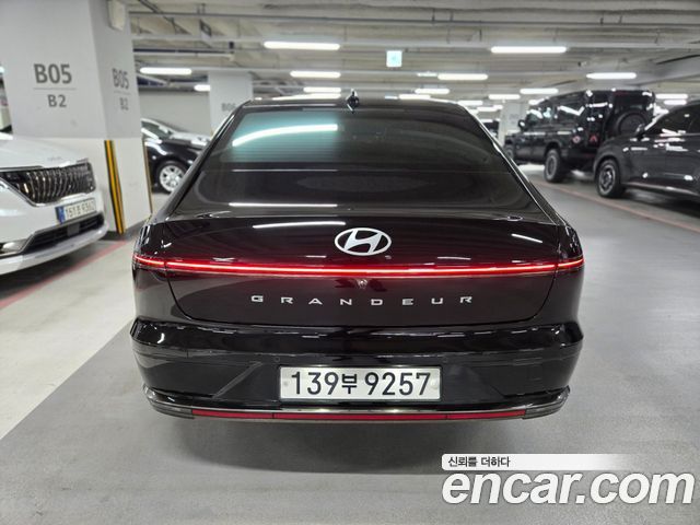 Hyundai Grandeur Hybrid (GN7) Calligraphy 2023 — фото 4