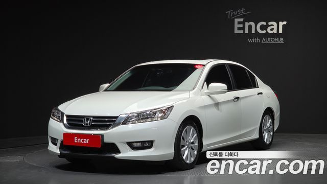 Honda Accord 2.4 9th 2014 — фото 1