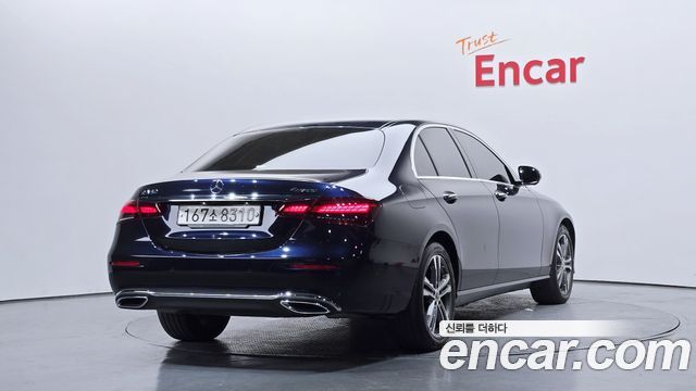 Mercedes-Benz E-Class (W213) E350 4MATIC Avantgarde 2022 — фото 2