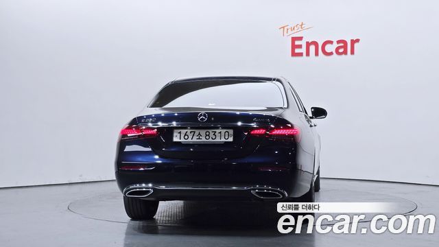 Mercedes-Benz E-Class (W213) E350 4MATIC Avantgarde 2022 — фото 4