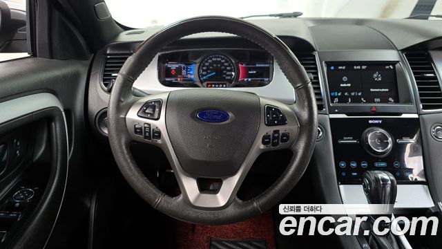 Ford Taurus 2.0 Limited EcoBoost 6th 2017 — фото 13