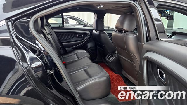 Ford Taurus 2.0 Limited EcoBoost 6th 2017 — фото 26