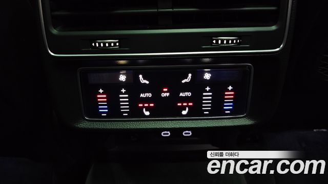 Audi Q8 (4M) 55 TFSI Quattro Premium 2021 — фото 23