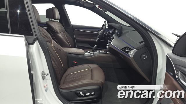 BMW 6 Series GT (G32) 620d M Sport 2022 — фото 10