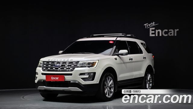 Ford Explorer 2.3 Limited 4WD 5th