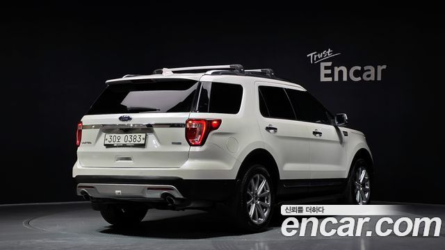 Ford Explorer 2.3 Limited 4WD 5th 2017 — фото 2