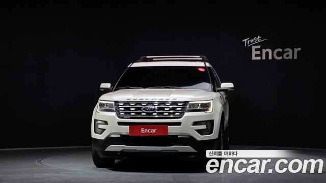 Ford Explorer 2.3 Limited 4WD 5th 2017 — фото 3