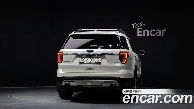 Ford Explorer 2.3 Limited 4WD 5th 2017 — фото 4