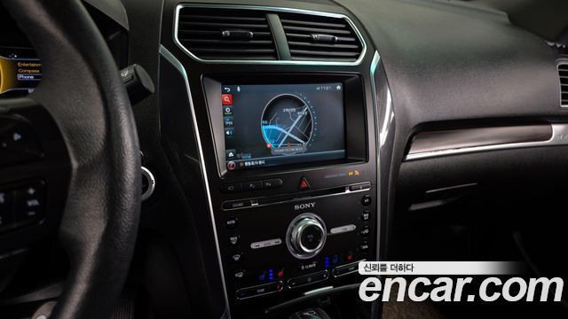 Ford Explorer 2.3 Limited 4WD 5th 2017 — фото 14