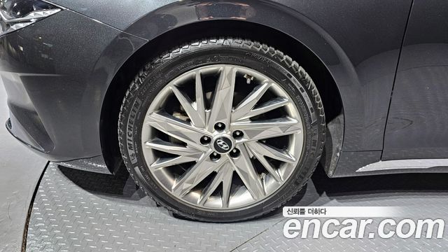 Hyundai Grandeur (IG) 2.5 Premium 2022 — фото 5
