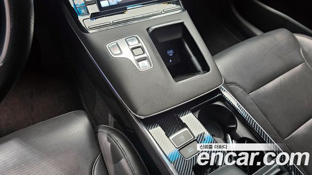 Hyundai Grandeur (IG) 2.5 Premium 2022 — фото 9