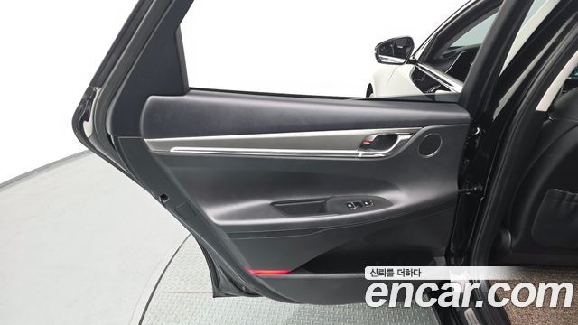 Hyundai Grandeur (IG) 3.0 LPi Rent Car Premium 2022 — фото 25