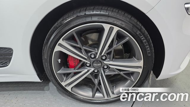 Genesis G70 Gasoline 2.5T 2WD 2024 — фото 21