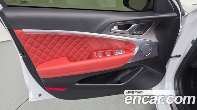 Genesis G70 Gasoline 2.5T 2WD 2024 — фото 25