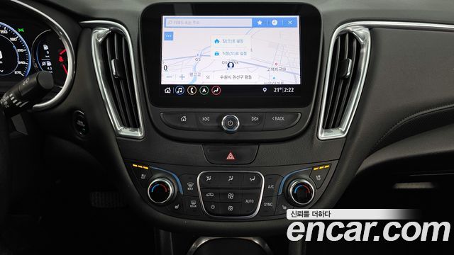Chevrolet Malibu 2.0 Turbo Premier Special 2019 — фото 14