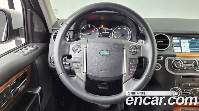 Land Rover Discovery 4 3.0 SDV6 SE 2013 — фото 17