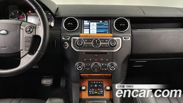 Land Rover Discovery 4 3.0 SDV6 SE 2013 — фото 18