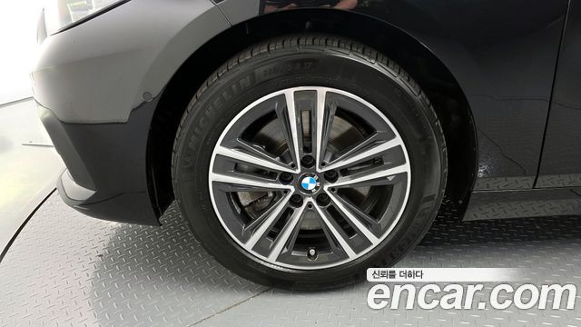 BMW 2 Series Gran Coupe (F44) 220i Advantage 2022 — фото 5
