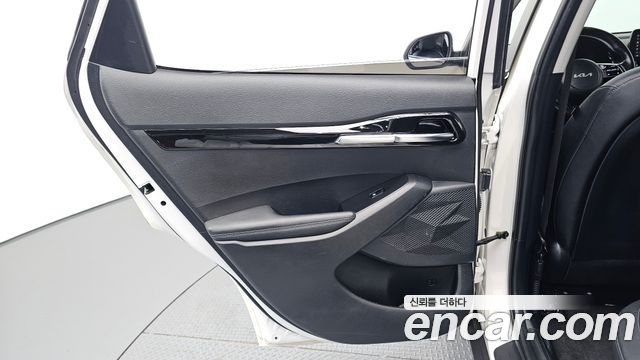 Kia Seltos Gasoline 1.6 Turbo 2WD Trendy 2023 — фото 25
