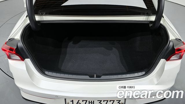 Kia K5 (III) 2.0 Noblesse 2021 — фото 20