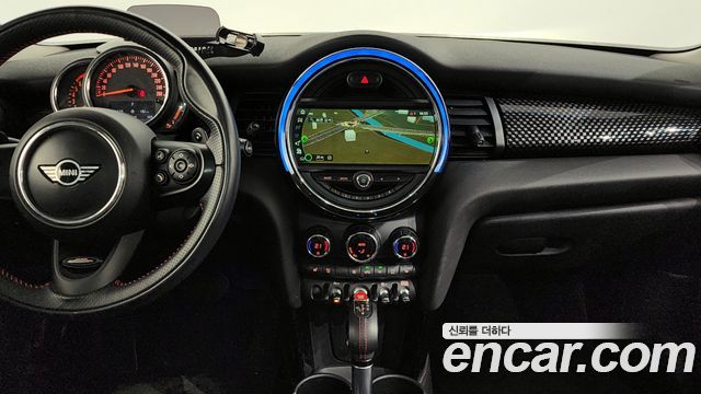 MINI Cooper S 5Door Standard 3rd 2019 — фото 14