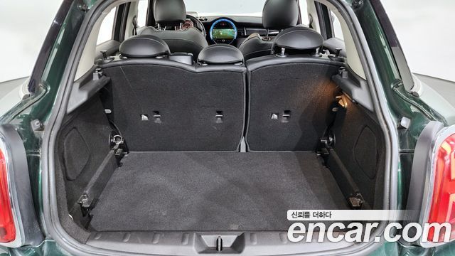 MINI Cooper S 5Door Standard 3rd 2019 — фото 20