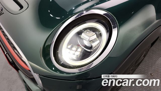 MINI Cooper S 5Door Standard 3rd 2019 — фото 22