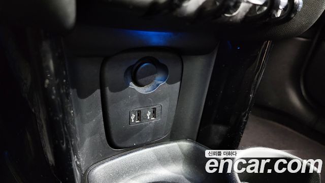 MINI Cooper S 5Door Standard 3rd 2019 — фото 26
