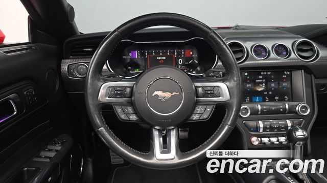 Ford Mustang GT Convertible 2019 — фото 13