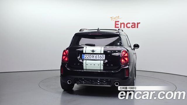 MINI Cooper S Countryman JCW 2nd 2021 — фото 4