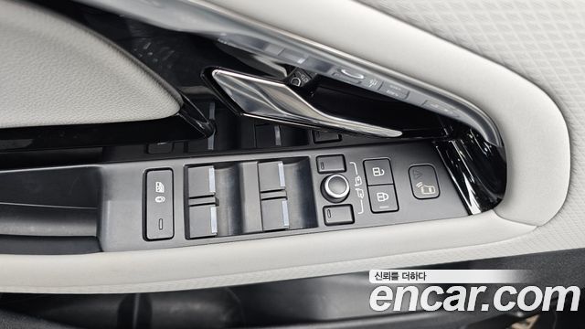 Land Rover Range Rover Evoque (II) P250 S 2022 — фото 14