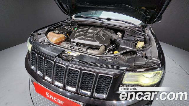 Jeep Grand Cherokee 3.0 Diesel Overland WK2 2015 — фото 6