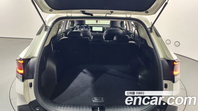 Kia Sportage (V) Diesel 2.0 2WD Prestige 2022 — фото 19