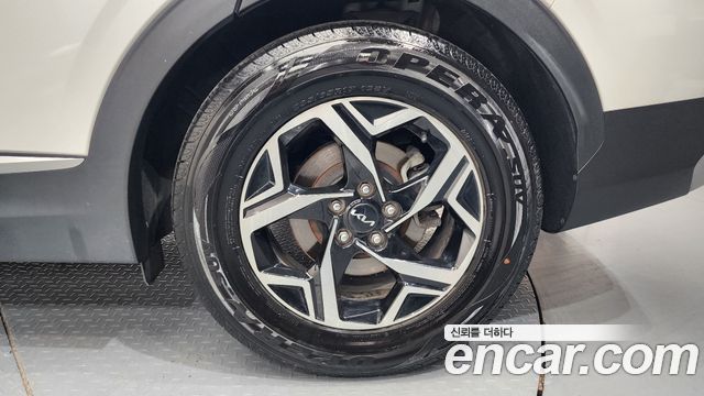 Kia Sportage (V) Diesel 2.0 2WD Prestige 2022 — фото 21