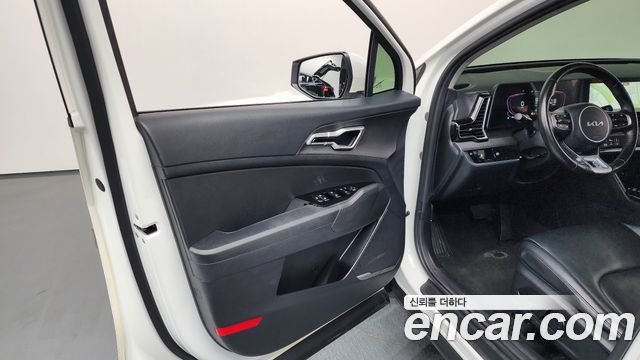 Kia Sportage (V) Diesel 2.0 2WD Prestige 2022 — фото 24