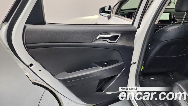 Kia Sportage (V) Diesel 2.0 2WD Prestige 2022 — фото 25